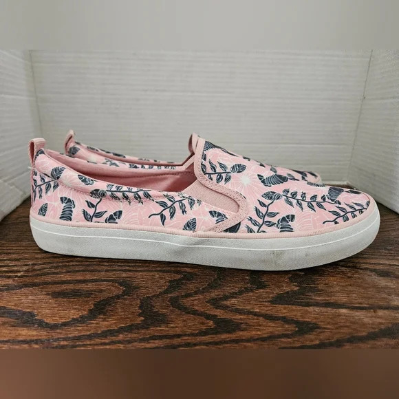 Sperry Women's Size 12 Top Sider  Pink Canvas Low Top Slip On Sneakers. (5) - Picture 2 of 7